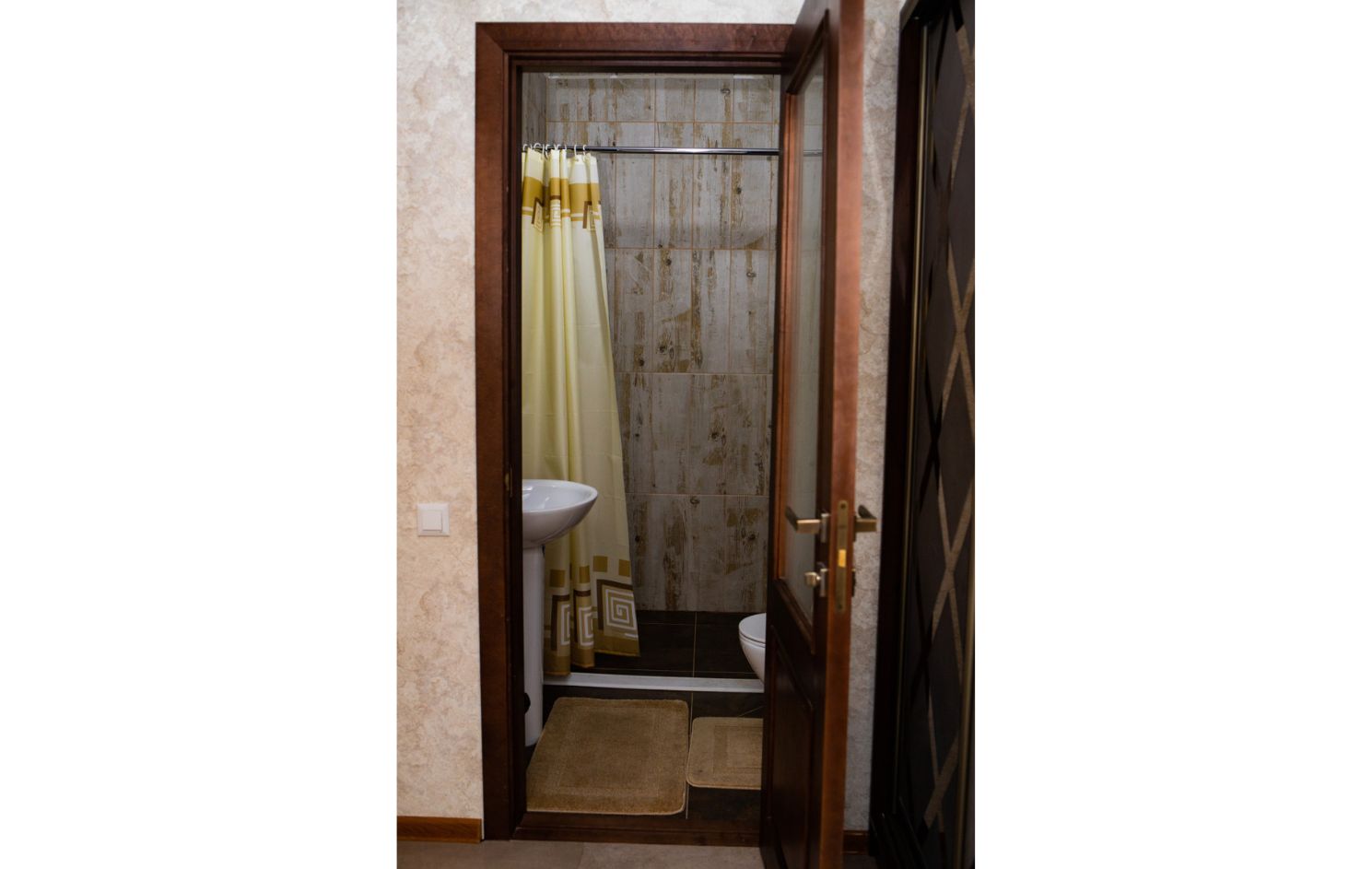 Room 1